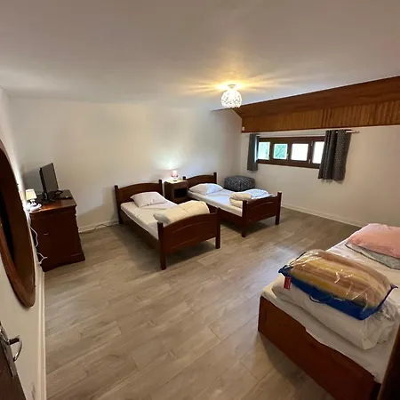 Janchrisma Montdore 11pers Holiday home *